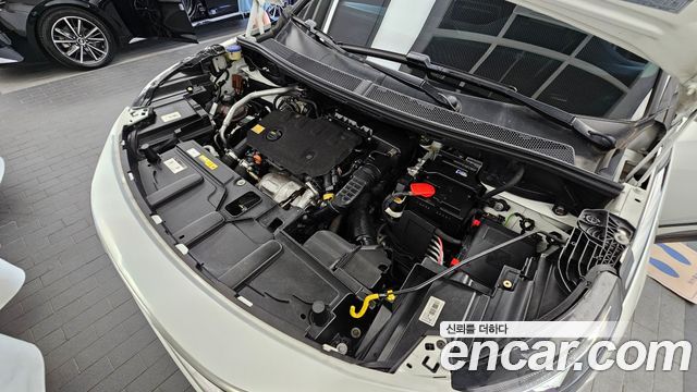 Peugeot 3008 (II) 1.5 BlueHDi Allure 2019 — фото 6
