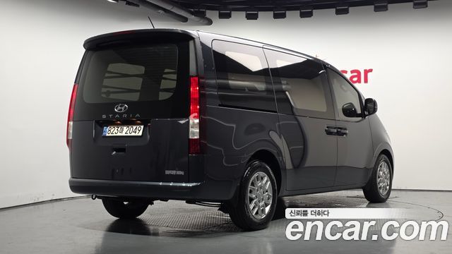 Hyundai Staria Cargo 3-Seater Modern 2022 — фото 2