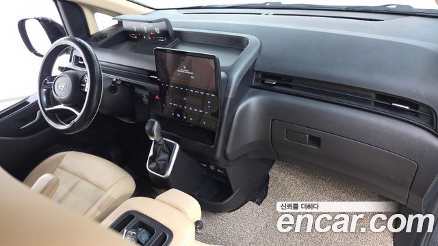 Hyundai Staria Cargo 3-Seater Modern 2022 — фото 7