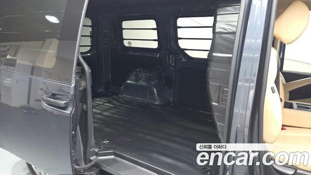 Hyundai Staria Cargo 3-Seater Modern 2022 — фото 11