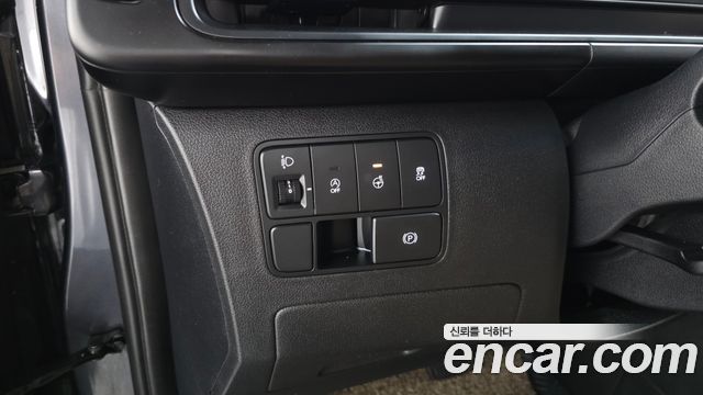 Hyundai Staria Cargo 3-Seater Modern 2022 — фото 17