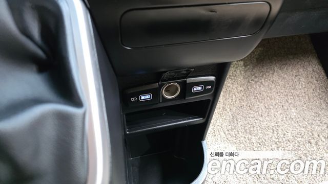 Hyundai Staria Cargo 3-Seater Modern 2022 — фото 28