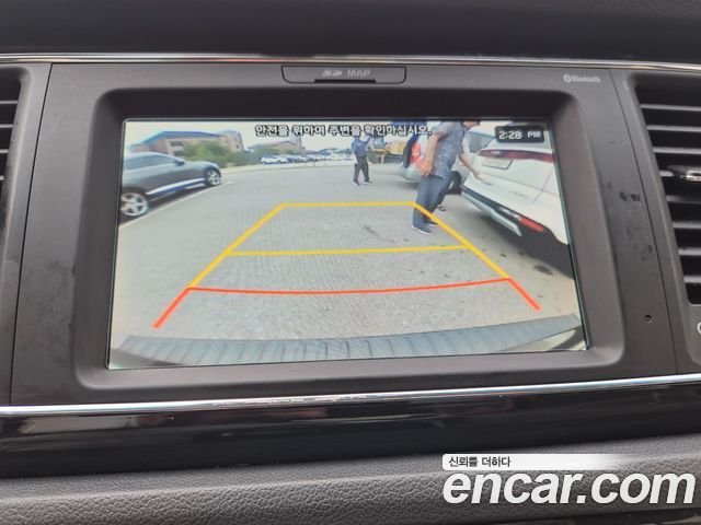 Kia Carnival 9-Seater Prstige 2020 — фото 16