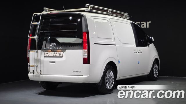 Hyundai Staria Cargo 3-Seater Modern 2022 — фото 2