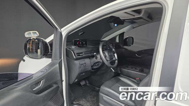Hyundai Staria Cargo 3-Seater Modern 2022 — фото 10