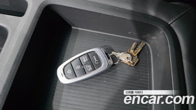 Hyundai Staria Cargo 3-Seater Modern 2022 — фото 31