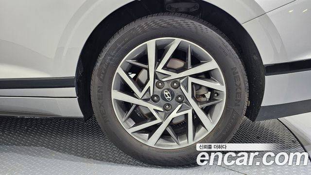 Hyundai Grandeur (GN7) 3.5 LPG 2WD (Taxi) Deluxe 2023 — фото 21