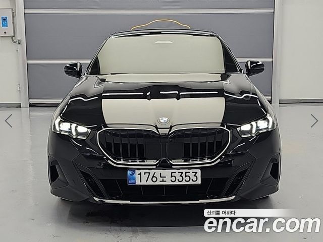 BMW 5 Series (G60) 520i Special Edition 2026 — фото 1