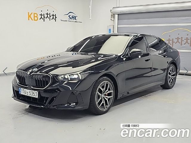 BMW 5 Series (G60) 520i Special Edition 2026 — фото 3