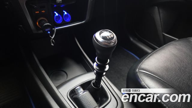 KG Mobility (SsangYong) Korando C 2.0 CVS 4WD Deluxe 2014 — фото 9
