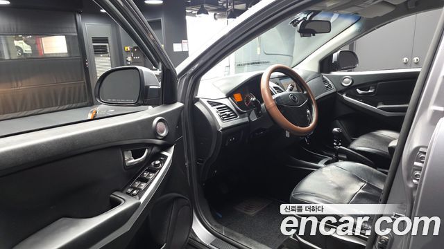 KG Mobility (SsangYong) Korando C 2.0 CVS 4WD Deluxe 2014 — фото 10