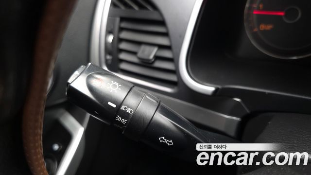 KG Mobility (SsangYong) Korando C 2.0 CVS 4WD Deluxe 2014 — фото 17