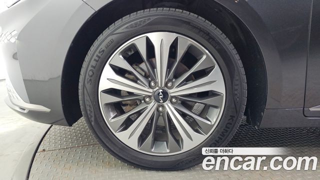 Kia K8 Hybrid Noblesse 2023 — фото 5