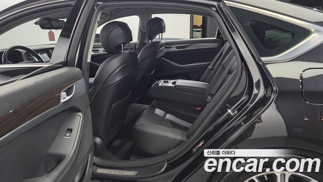 Genesis G80 3.3 GDI AWD Luxury 2019 — фото 11