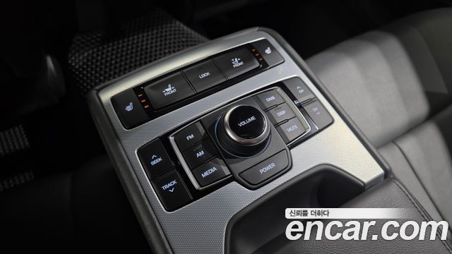 Genesis G80 3.3 GDI AWD Luxury 2019 — фото 19
