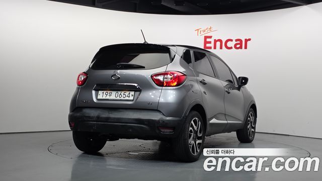 Renault Korea QM3 LE 2016 — фото 2