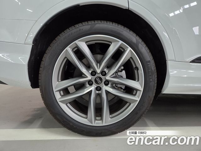 Audi Q7 (4M) 55 TFSI Quattro Premium 2025 — фото 5