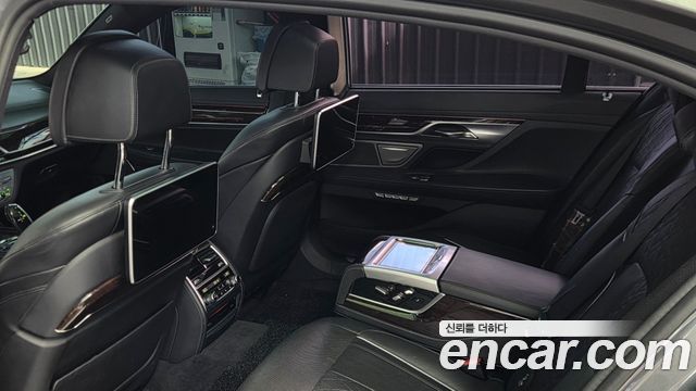BMW 7 Series (G11) 730Ld xDrive 2016 — фото 8