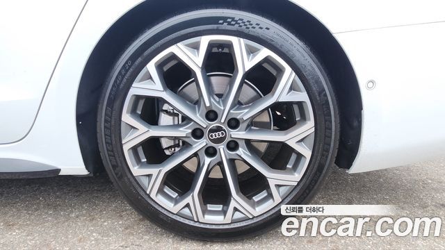 Audi A6 (C9) 40 TFSI S Line 2026 — фото 24