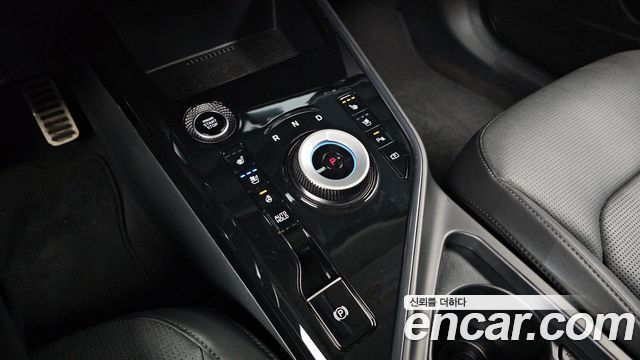 Kia Niro Signature 2022 — фото 9