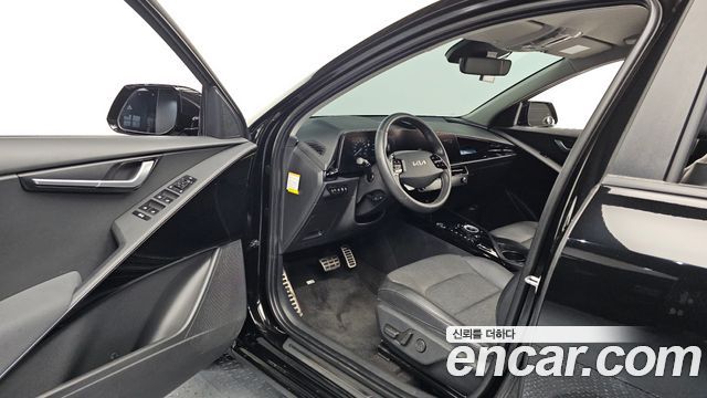 Kia Niro Signature 2022 — фото 10