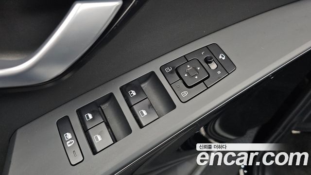 Kia Niro Signature 2022 — фото 13