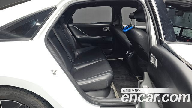 Hyundai Ioniq 6 Long Range Exclusive 2023 — фото 11