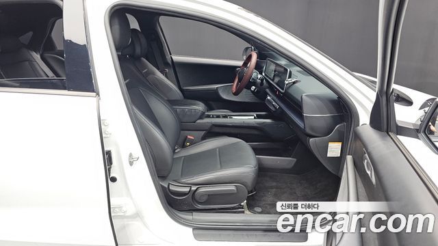 Hyundai Ioniq 6 Long Range Exclusive 2023 — фото 26