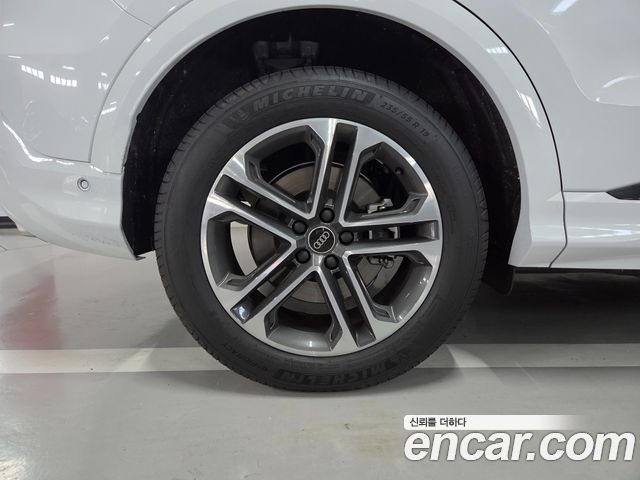 Audi Q5 (80A) 40 TFSI Quiattro Advanced 2025 — фото 5