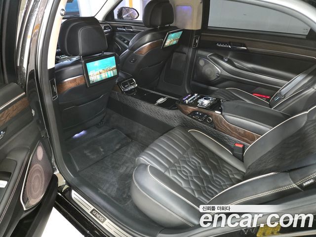 Genesis G90 5.0 AWD Limousine Prestige 2019 — фото 17