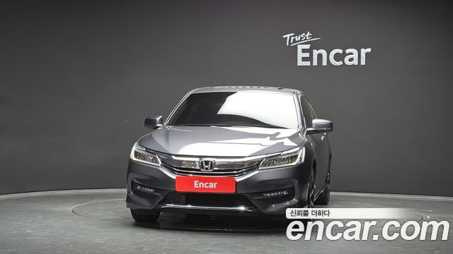Honda Accord 2.4 9th 2017 — фото 3