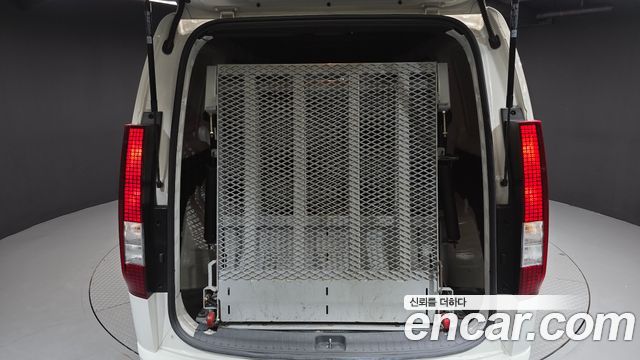 Hyundai Staria Cargo 3-Seater Modern 2022 — фото 24
