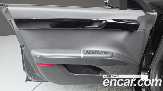 Hyundai Grandeur Hybrid (GN7) Premium 2023 — фото 24