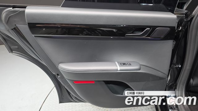Hyundai Grandeur Hybrid (GN7) Premium 2023 — фото 25