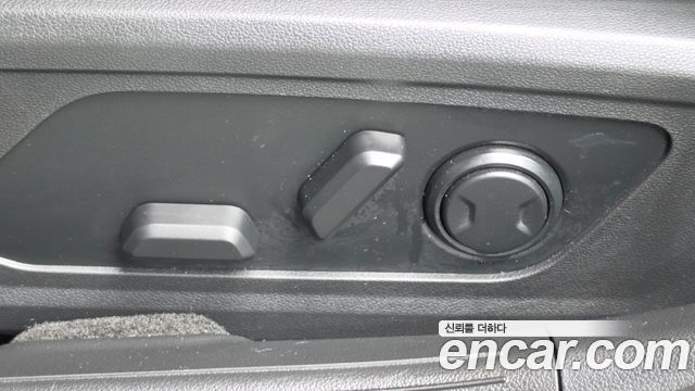 Hyundai Grandeur Hybrid (GN7) Premium 2023 — фото 31