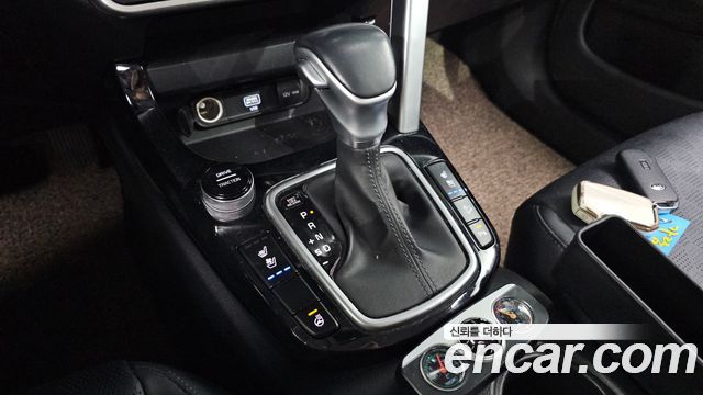 Kia Seltos Gasoline 1.6 Turbo 2WD Prestige 2021 — фото 9