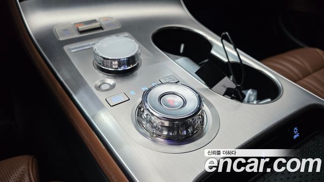 Genesis GV70 2.5T Gasoline AWD 2025 — фото 9