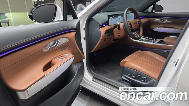 Genesis GV70 2.5T Gasoline AWD 2025 — фото 10