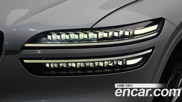Genesis GV70 2.5T Gasoline AWD 2025 — фото 22