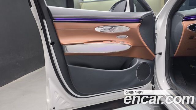 Genesis GV70 2.5T Gasoline AWD 2025 — фото 24