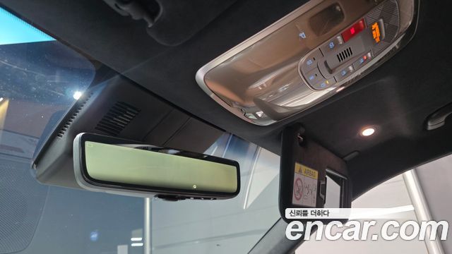 Genesis GV70 2.5T Gasoline AWD 2025 — фото 30