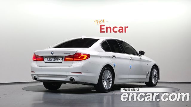 BMW 5 Series (G30) 530i Luxury Plus 2018 — фото 2