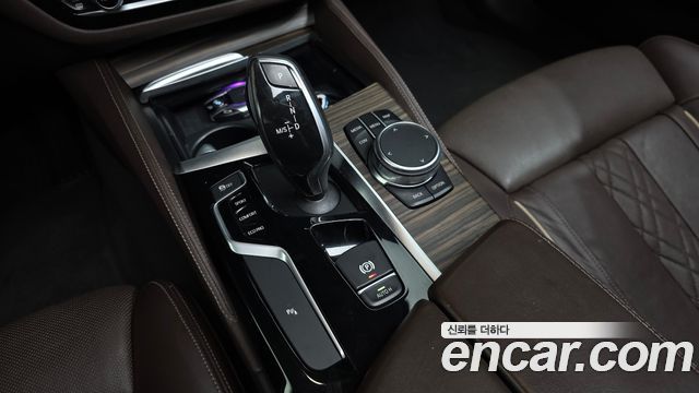 BMW 5 Series (G30) 530i Luxury Plus 2018 — фото 9