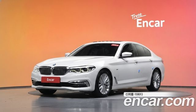 BMW 5 Series (G30) 530i Luxury Plus 2018 — фото 1