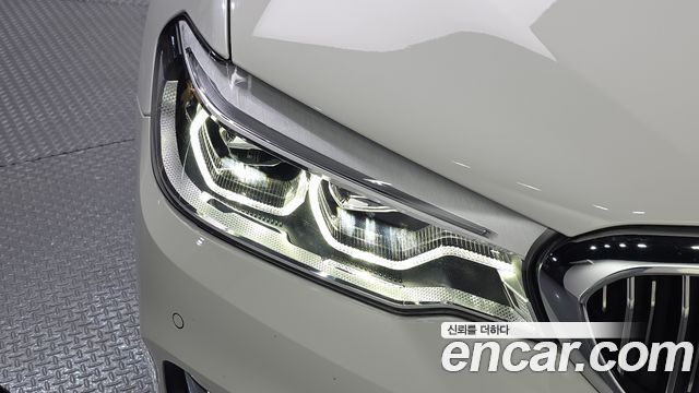 BMW 5 Series (G30) 530i Luxury Plus 2018 — фото 28