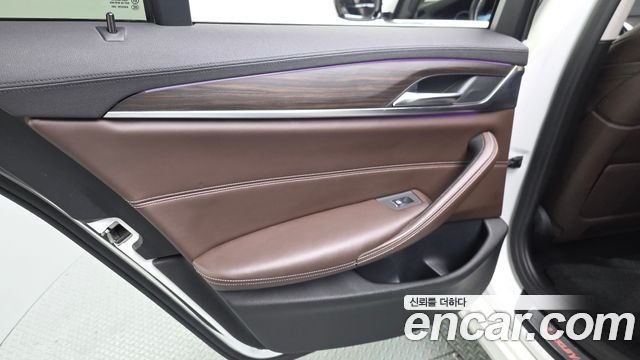 BMW 5 Series (G30) 530i Luxury Plus 2018 — фото 31