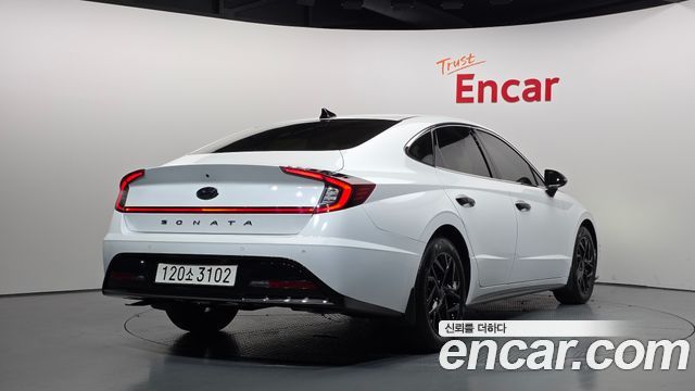Hyundai Sonata (DN8) 2.0 Premium Plus 2022 — фото 2
