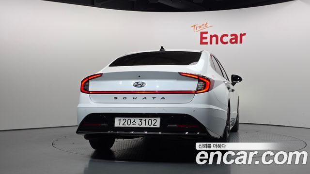 Hyundai Sonata (DN8) 2.0 Premium Plus 2022 — фото 4