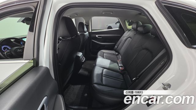 Hyundai Sonata (DN8) 2.0 Premium Plus 2022 — фото 18