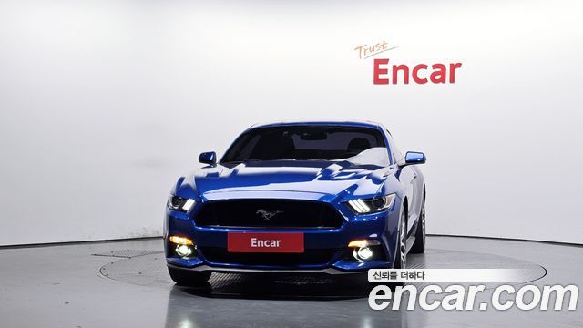 Ford Mustang GT Coupe 2017 — фото 3